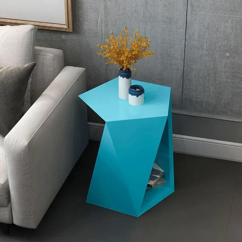 Skandinavski jednostavan jednostavan luksuzni kauč, приставной stol u kutu dnevnog boravka, mali stolić, kreativni mali stolić u spavaćoj sobi, kutak za kavu