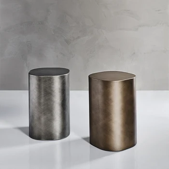 Talijanski dizajn, Starinski minimalistički skandinavski Ovalni stolić nepravilnog oblika od čelika, srebrno-zlatni metalni stolić za dnevni boravak, moderna